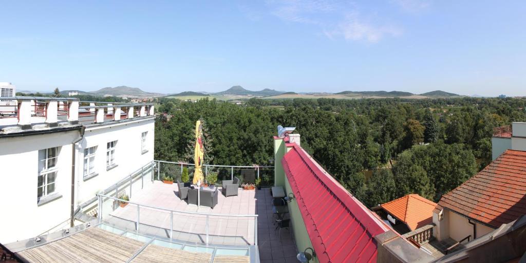 Hotel Caramell Louny Exterior foto